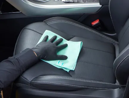 Leather conditioner and protectant15001 Leather conditioner and protectant