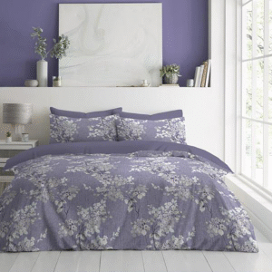 Buy at MerchAndCarter, Duvet set-light purple-